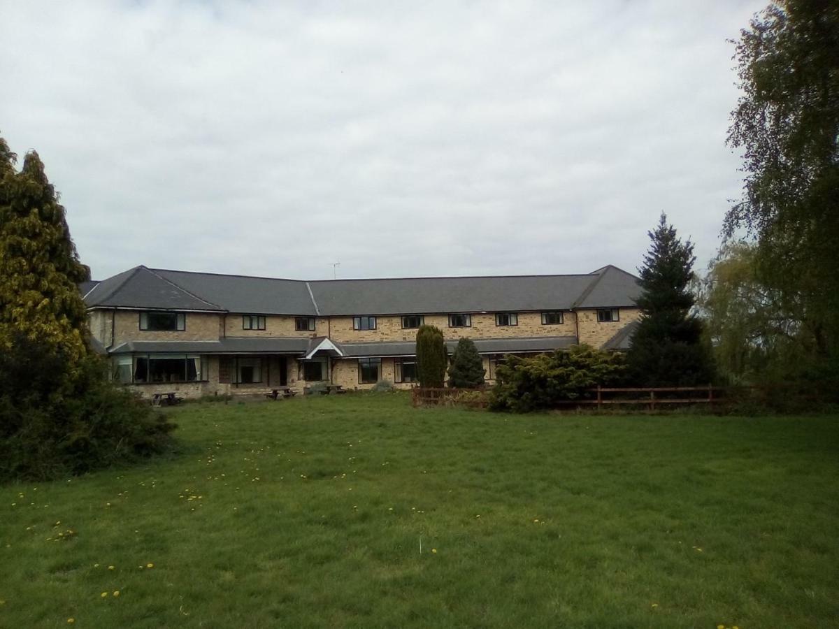 Charmwood Hotel - Cherry Park Hall Уърксоп Екстериор снимка