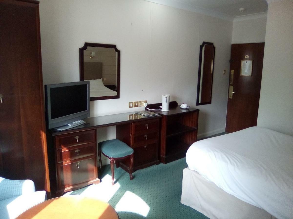 Charmwood Hotel - Cherry Park Hall Уърксоп Екстериор снимка